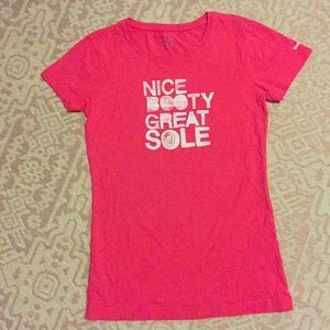 NWOT 💋 REEBOK SHIRT